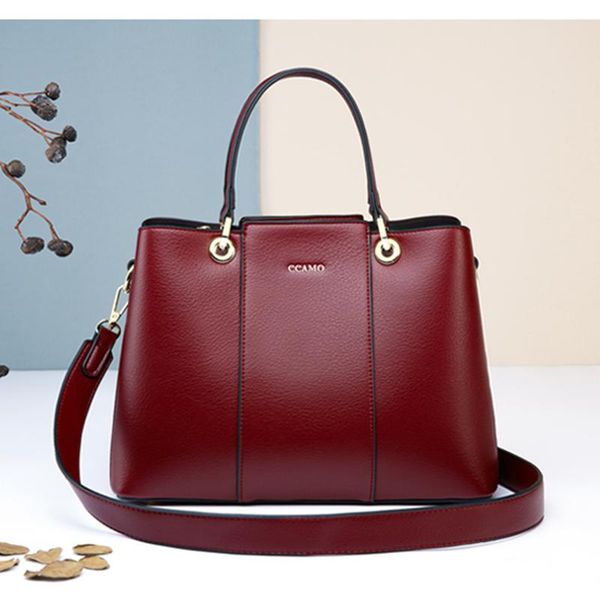 evening bags 100% real cowhide2021 large-capacity portable one-shoulder messenger fashion handbag famous luxury designer purses sac main
evening bags 100% real cowhide2021 large-capacity portable one-shoulder messenger fashion handbag famous luxury designer purses sac main