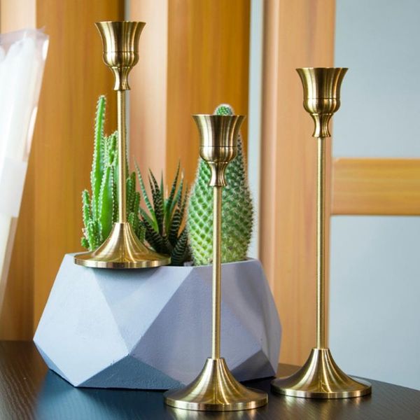 candle holders 3pcs/set metal candelabra holder wedding table centerpieces stand candelabrum deskhome decor
candle holders 3pcs/set metal candelabra holder wedding table centerpieces stand candelabrum deskhome decor