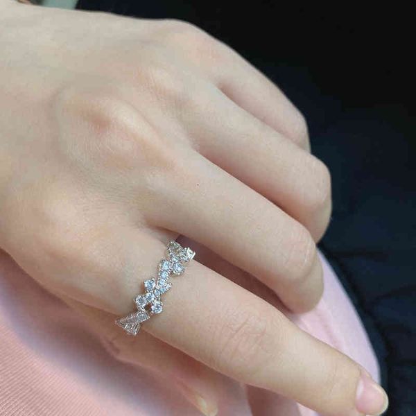 band rings finger a family aqin's same flower women's products in japan and south korea, minority design, simple sterling silver i
band rings finger a family aqin's same flower women's products in japan and south korea, minority design, simple sterling silver i
