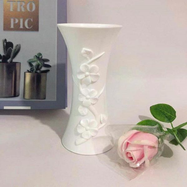 vases decorative vase european ceramic art flower for home decoration desk, dining table pot arrangement
vases decorative vase european ceramic art flower for home decoration desk, dining table pot arrangement