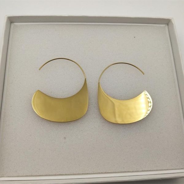 2018celi new earrings simple bag shape titanium steel color thin piece smooth earring ear line, Silver
2018celi new earrings simple bag shape titanium steel color thin piece smooth earring ear line, Silver