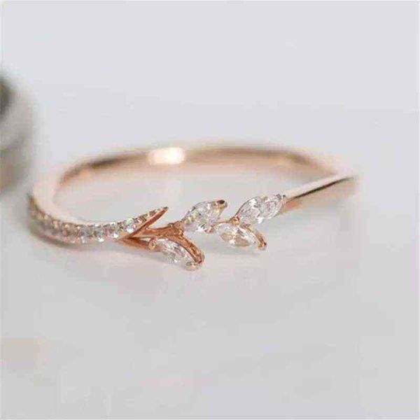 1pcs rings rhinestone wedding engagement finger ring jewelry western style zircon rings women vintage floral crystal rings gifts g1125, Slivery;golden
1pcs rings rhinestone wedding engagement finger ring jewelry western style zircon rings women vintage floral crystal rings gifts g1125, Slivery;golden