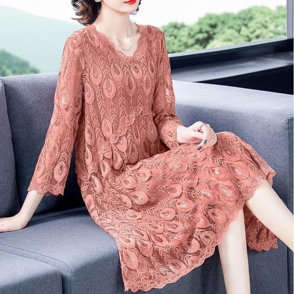 casual dresses 2021 spring summer plus size v-neck mesh embroidered sweet mom high waist long dress vestidos quality pink, Black;gray
casual dresses 2021 spring summer plus size v-neck mesh embroidered sweet mom high waist long dress vestidos quality pink, Black;gray