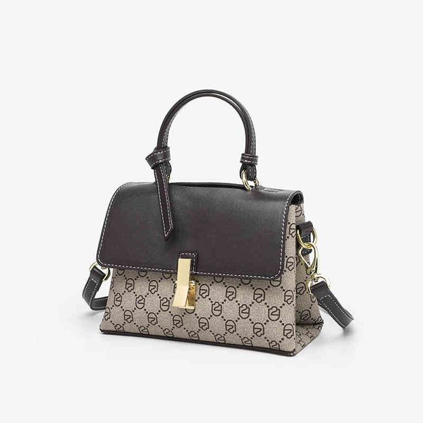 summer new versatile handbag foreign messenger small square simple one shoulder women's
summer new versatile handbag foreign messenger small square simple one shoulder women's