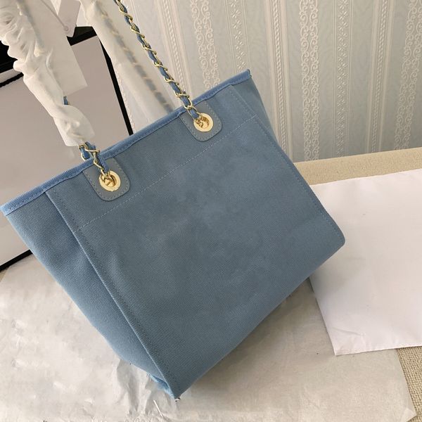 the summer beach bags womens exclusive delicate super large capacity practical designers wholesale handbags luxury goods 
the summer beach bags womens exclusive delicate super large capacity practical designers wholesale handbags luxury goods