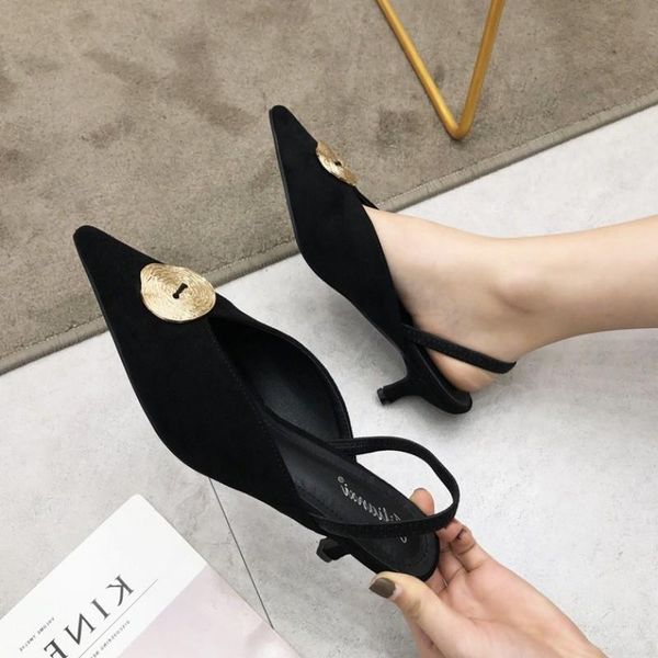 slippers 2021 metal buckle pointy fashion back strap with thin heels wearing muller for children, Black
slippers 2021 metal buckle pointy fashion back strap with thin heels wearing muller for children, Black