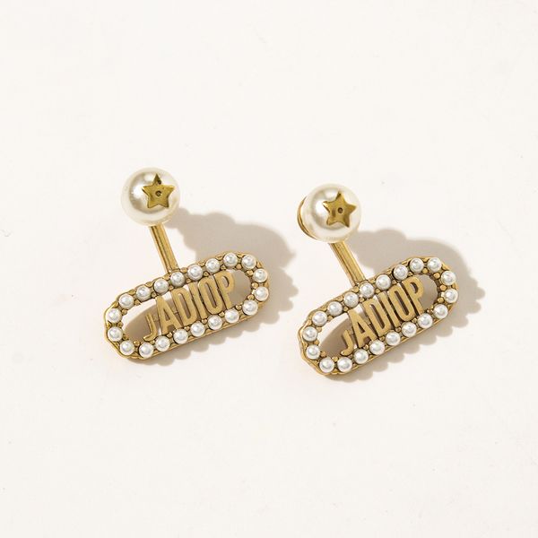 2021 luxury designer jewelry 2021 new earrings alloy pearl letter earrings women's, Golden;silver
2021 luxury designer jewelry 2021 new earrings alloy pearl letter earrings women's, Golden;silver