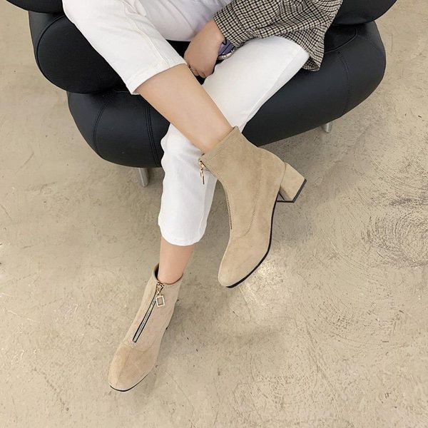 boots women ankle 2021 autumn female casual shoes woman flat fashion platform round toe solid comfortable zipper, Black
boots women ankle 2021 autumn female casual shoes woman flat fashion platform round toe solid comfortable zipper, Black