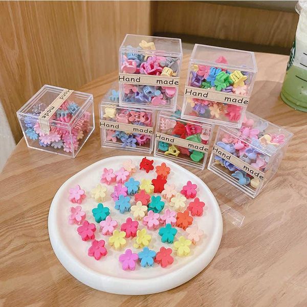 hair accessories 36 piece set of children's mini clip baby girl hairpin princess cute ornament star flower, Slivery;white
hair accessories 36 piece set of children's mini clip baby girl hairpin princess cute ornament star flower, Slivery;white
