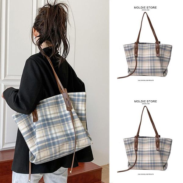 cosmetic bags & cases class commuting niche canvas bag literature and art large capacity women 2021 fashion summer one shoulder tote
cosmetic bags & cases class commuting niche canvas bag literature and art large capacity women 2021 fashion summer one shoulder tote
