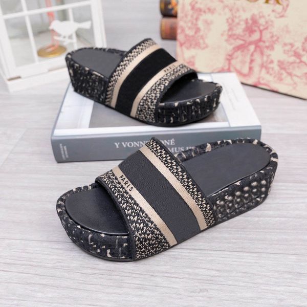 2022 mules fashion womens slippers sandals latest women slipperss thick soles softness and comfort ladies casual outdoor designer shoes with, Black
2022 mules fashion womens slippers sandals latest women slipperss thick soles softness and comfort ladies casual outdoor designer shoes with, Black