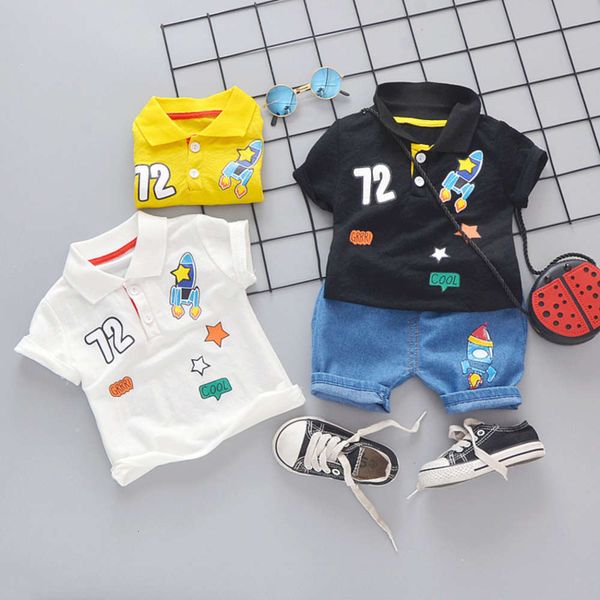 style new foreign boys' 2021 popular two piece summer suit children's baby clothes, White
style new foreign boys' 2021 popular two piece summer suit children's baby clothes, White