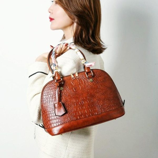 evening bags 2021 three piece cover mother bag silk scarf decoration wrist hand simple single shoulder messenger
evening bags 2021 three piece cover mother bag silk scarf decoration wrist hand simple single shoulder messenger