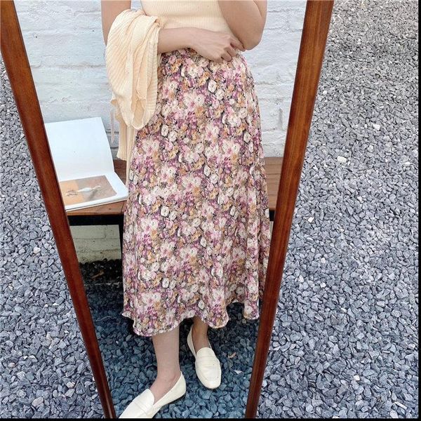 summer chiffon 2021 print new female florals retro elegance vintage loose skirts chic women high waist long skirt, Black
summer chiffon 2021 print new female florals retro elegance vintage loose skirts chic women high waist long skirt, Black