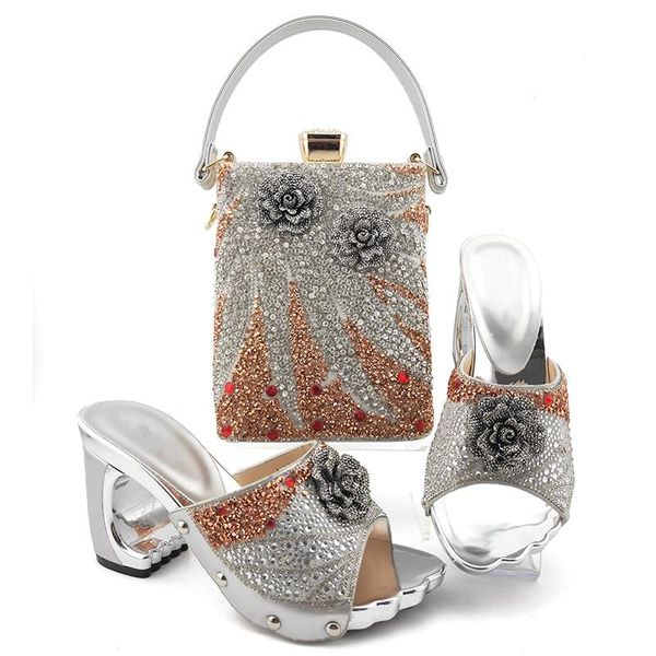 silver women pumps with crystal decoration flower style african dress shoes match handbag set md013,heel 9cm, Black
silver women pumps with crystal decoration flower style african dress shoes match handbag set md013,heel 9cm, Black