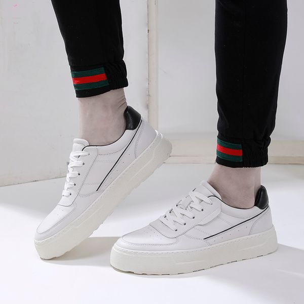 berluti handmade university red green bear kentucky syracuse safari sports sneakers leather sneaker fast track scritto mens casual genuinere, Black;white
berluti handmade university red green bear kentucky syracuse safari sports sneakers leather sneaker fast track scritto mens casual genuinere, Black;white