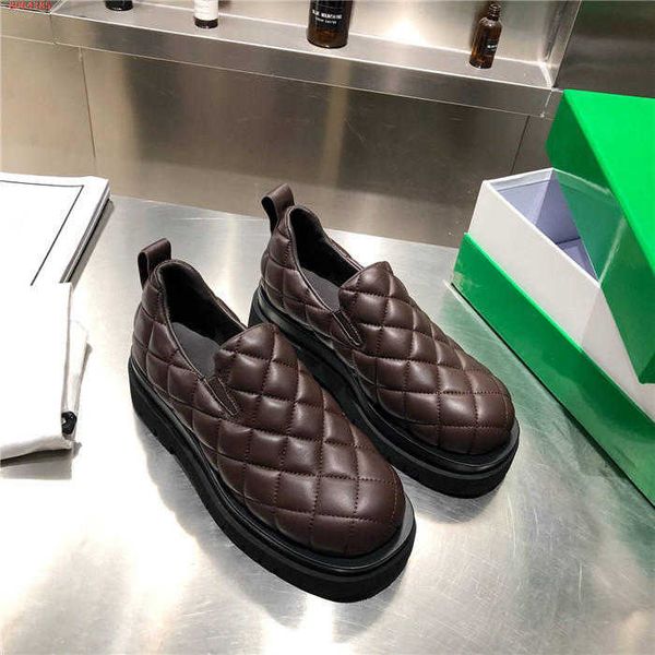 ladies latest style of casual leather shoes plaid lace non-slip wear-resistant thick-soled loafers,original packaging 16, Black
ladies latest style of casual leather shoes plaid lace non-slip wear-resistant thick-soled loafers,original packaging 16, Black