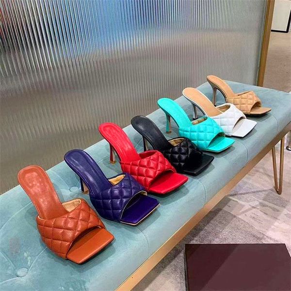 2021 woman lido sandals slipper square toe high heels open-toe woven flat slippers designer summer all-match stylist shoes size36-40, Black
2021 woman lido sandals slipper square toe high heels open-toe woven flat slippers designer summer all-match stylist shoes size36-40, Black