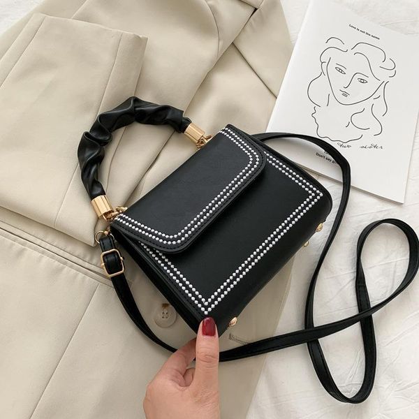 women's bag pouches 2021 line new fashion shoulder messenger bag cover flap summer portable small square bags for women
women's bag pouches 2021 line new fashion shoulder messenger bag cover flap summer portable small square bags for women