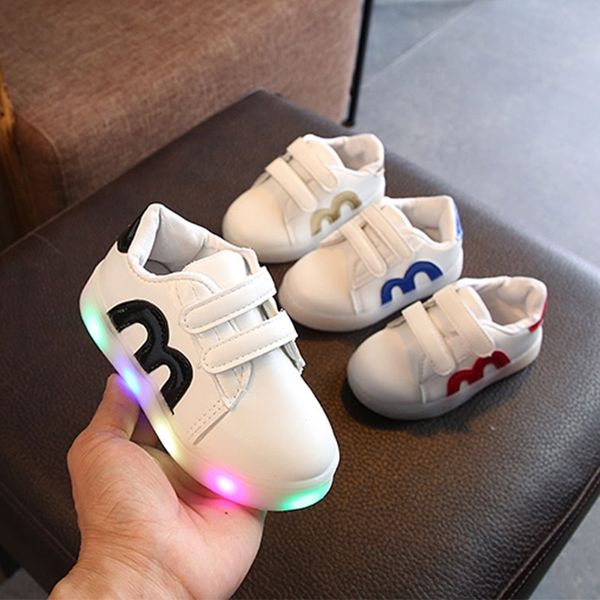 led children shoes girls boys lightening sport shoes antislip soft bottom kids baby sneaker casual flat sneakers 210308, Black
led children shoes girls boys lightening sport shoes antislip soft bottom kids baby sneaker casual flat sneakers 210308, Black