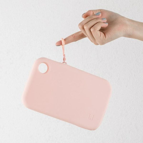 storage bags portable silicone bag waterproof light travel case organizer for cable charger keys lips earphone
storage bags portable silicone bag waterproof light travel case organizer for cable charger keys lips earphone