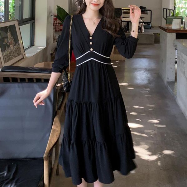 casual dresses 2021 spring autumn women vintage a line high waist pleated ladies buttons chiffon v neck maxi robes vestidos, Black;gray
casual dresses 2021 spring autumn women vintage a line high waist pleated ladies buttons chiffon v neck maxi robes vestidos, Black;gray