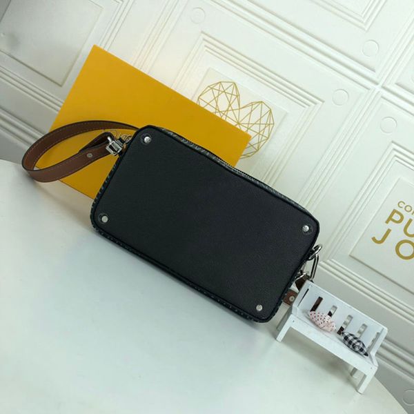 luxurys men messenger bags coating canvas cell phone credit card storage handbags mans shoulder coin purse key
luxurys men messenger bags coating canvas cell phone credit card storage handbags mans shoulder coin purse key
