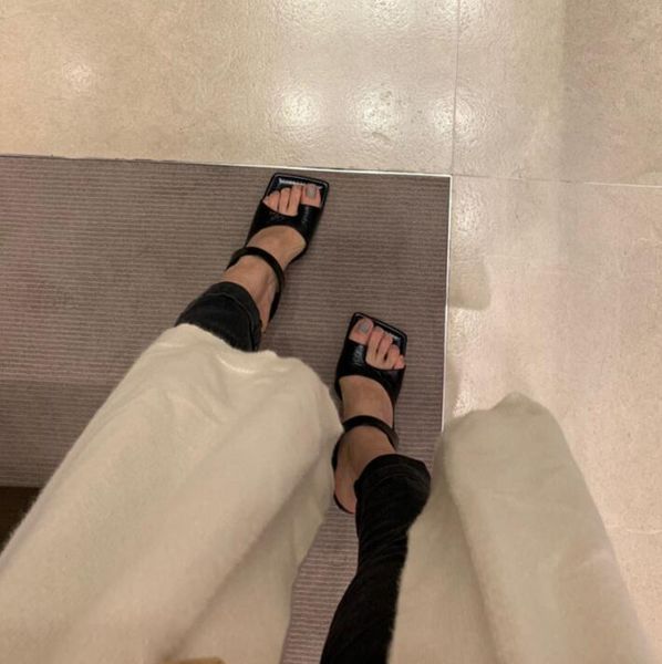 slippers 2021 de moda, zapatos tacón alto verano con malla calada sexi para mujer, fiesta punta cuadrada, vestido, Black
slippers 2021 de moda, zapatos tacón alto verano con malla calada sexi para mujer, fiesta punta cuadrada, vestido, Black