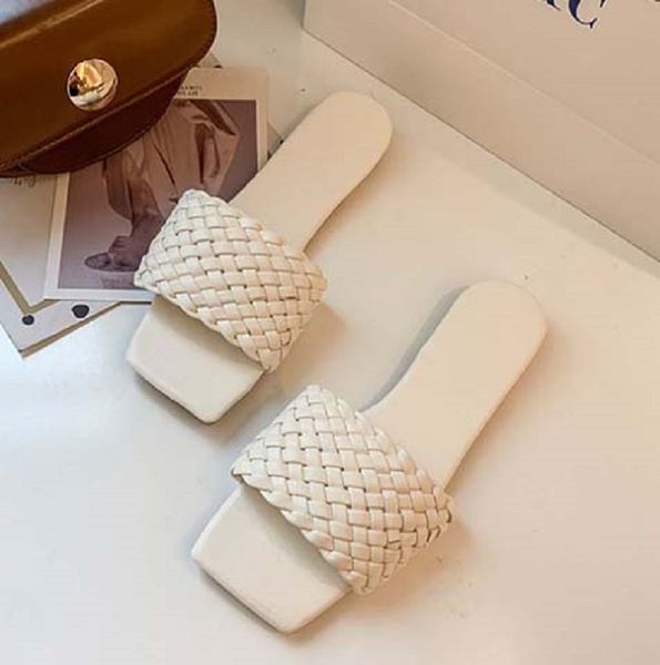 classics paris fahsion women slippers summer girls beach slides black white red flip flops floral brocade gear bottoms sandals 1531
classics paris fahsion women slippers summer girls beach slides black white red flip flops floral brocade gear bottoms sandals 1531