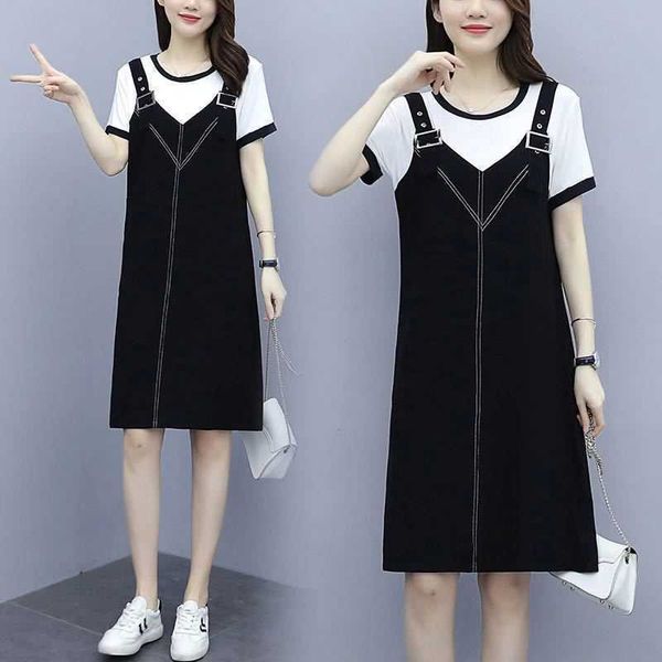 piece fake two patchwork dress women's 2021 summer temperament goddess model color matching suspender straight skirt, Black;gray
piece fake two patchwork dress women's 2021 summer temperament goddess model color matching suspender straight skirt, Black;gray