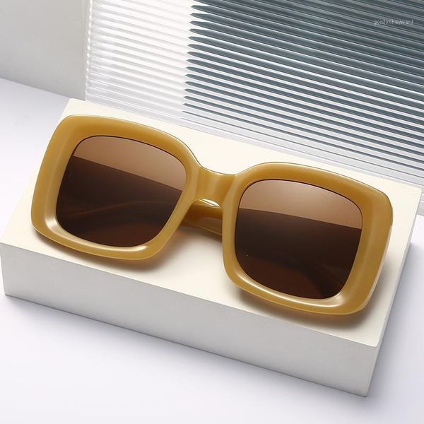 trend pc sunglasses fashion european american street shooting women glasses retro trame outdoor 48-wuhao, White;black
trend pc sunglasses fashion european american street shooting women glasses retro trame outdoor 48-wuhao, White;black