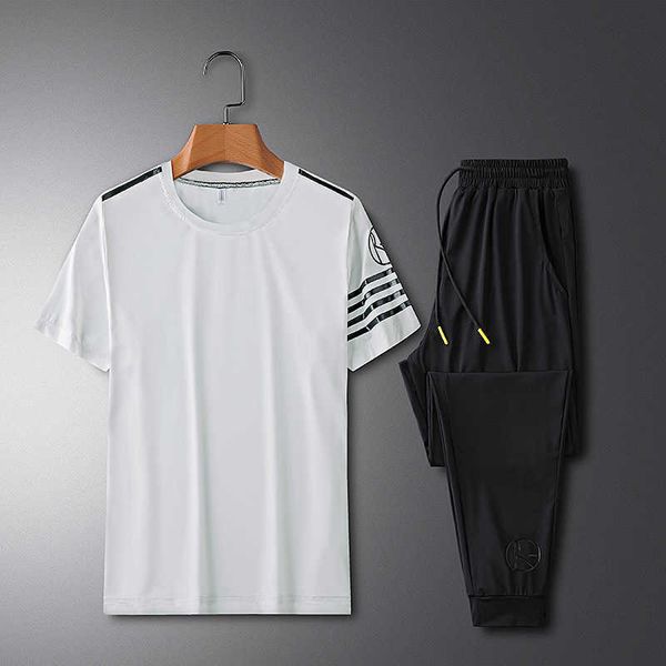 men's short sleeve t-shirt summer trend loose light luxury leisure ice sports running fitness suit, Gray
men's short sleeve t-shirt summer trend loose light luxury leisure ice sports running fitness suit, Gray