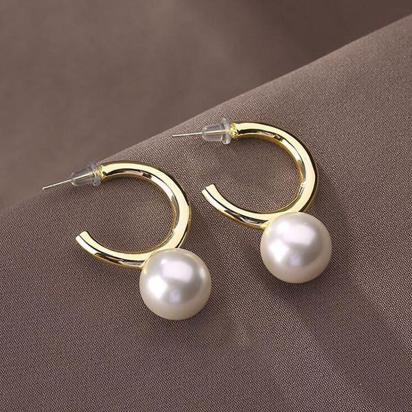 stud light luxury, big temperament and high sense of web celebrity pearl earrings in 2021 fashion design, Golden;silver
stud light luxury, big temperament and high sense of web celebrity pearl earrings in 2021 fashion design, Golden;silver