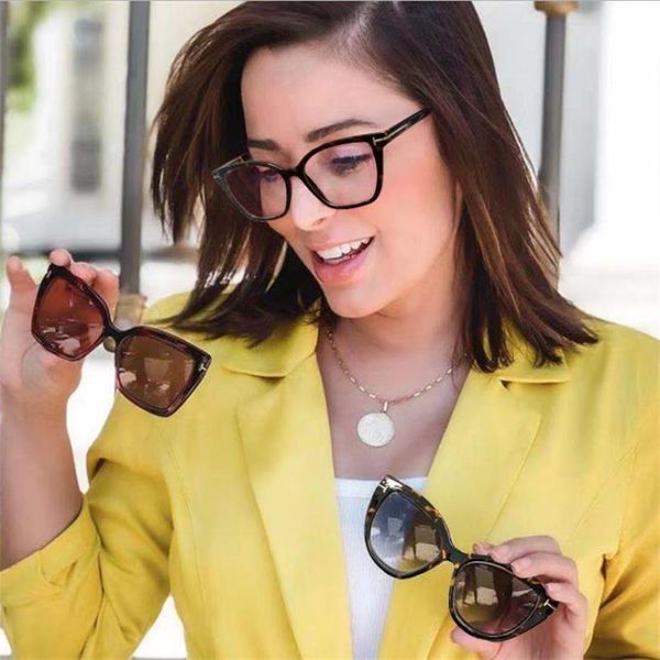 sunglasses trendy square cat eye clip on women fashion designer polarized black female sun glasses double len anti glare eyewear, White;black
sunglasses trendy square cat eye clip on women fashion designer polarized black female sun glasses double len anti glare eyewear, White;black