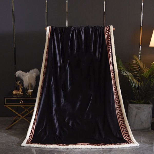 fashion classic design blanket multifunctional comfortable sofa fabric soft exquisite home decoration blankets ship
fashion classic design blanket multifunctional comfortable sofa fabric soft exquisite home decoration blankets ship