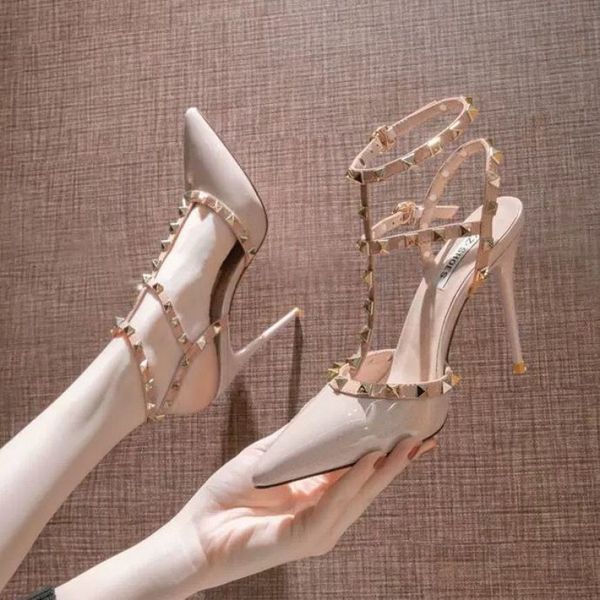 high heeled sho women's spring 2021 baotou thin heel rivet one line sandal pointed temperament summer liuding, Black
high heeled sho women's spring 2021 baotou thin heel rivet one line sandal pointed temperament summer liuding, Black