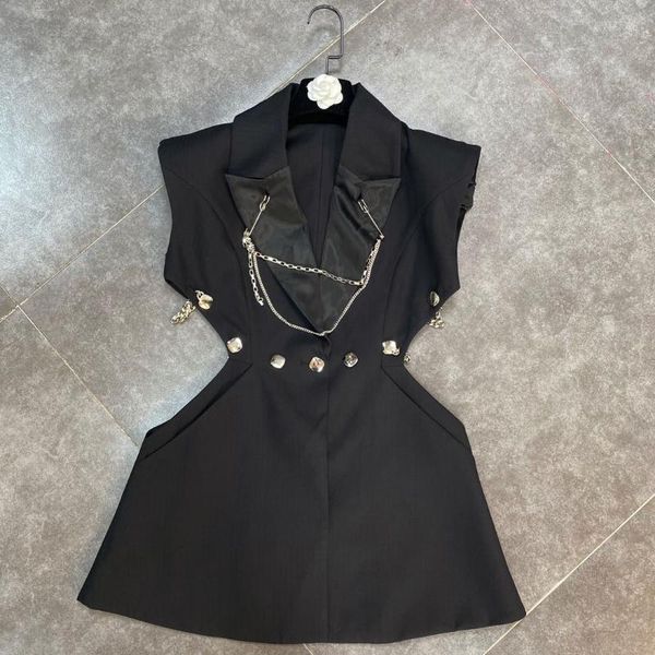 women's vests zcsmll 2021 summer lapel shoulder pads black women short sleeve pin chain waist hollow vintage vest tide, Black;white
women's vests zcsmll 2021 summer lapel shoulder pads black women short sleeve pin chain waist hollow vintage vest tide, Black;white