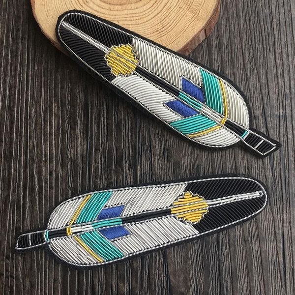 pins, brooches mixed colors feather shoes bags clothing design hand-embroidered silk french stick, Gray
pins, brooches mixed colors feather shoes bags clothing design hand-embroidered silk french stick, Gray