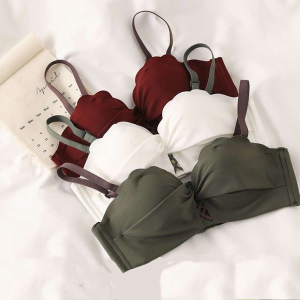 half cup underwear women's traceless back small flat bra set without shoulder strap and steel ring, Red;black
half cup underwear women's traceless back small flat bra set without shoulder strap and steel ring, Red;black