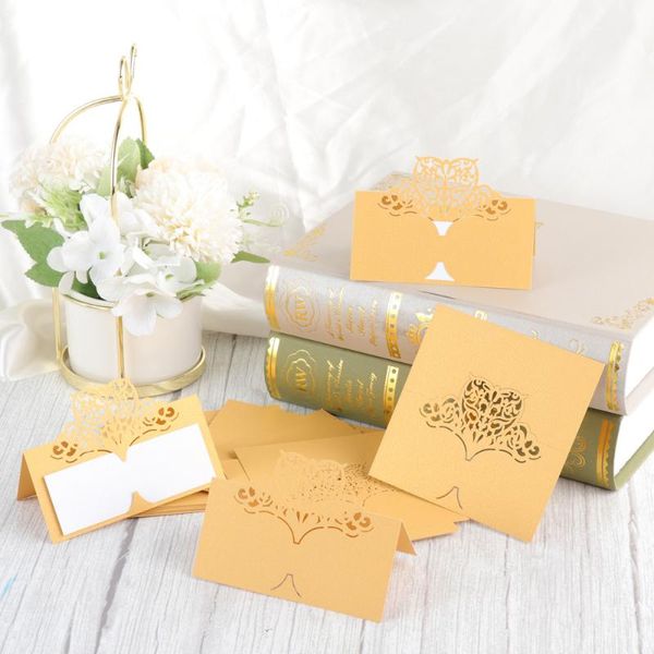30pcs hollow floral place cards golden table name reception cards for wedding banquet (golden)
30pcs hollow floral place cards golden table name reception cards for wedding banquet (golden)