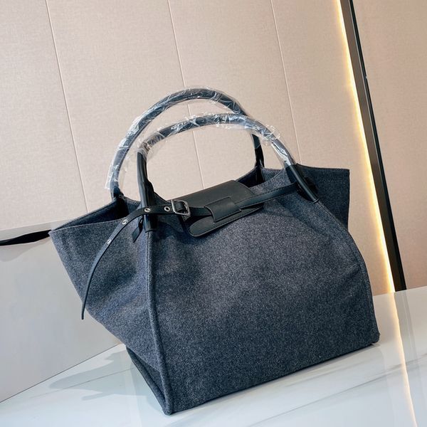 designer handbags tote bag totes shoulder bags luxury handbag canvas high-quality fashion brand shopping high-capacity with the original box
designer handbags tote bag totes shoulder bags luxury handbag canvas high-quality fashion brand shopping high-capacity with the original box