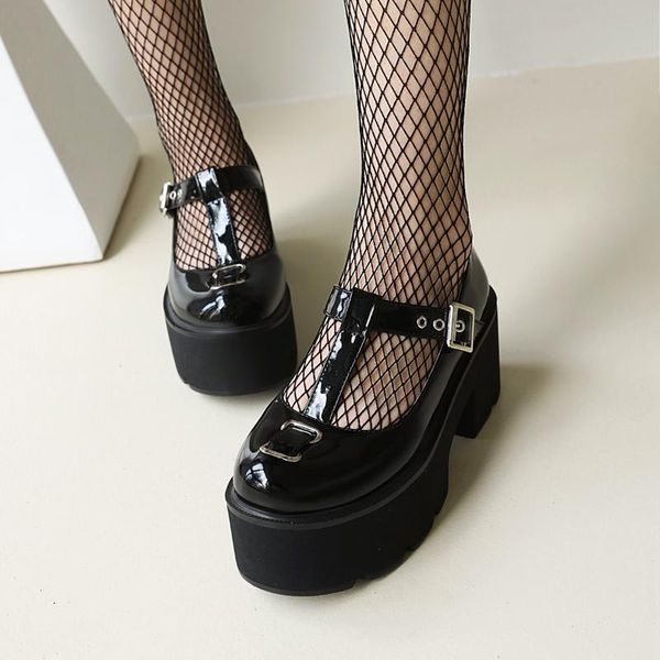dress shoes lolita female japanese mary jane retro girl high heels platform college students black
dress shoes lolita female japanese mary jane retro girl high heels platform college students black