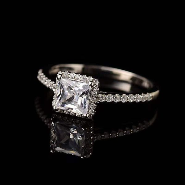 cluster rings square moissanite 1-2ct diamond substitute luxurious s925 silver wedding jewelry white d color, Golden;silver
cluster rings square moissanite 1-2ct diamond substitute luxurious s925 silver wedding jewelry white d color, Golden;silver