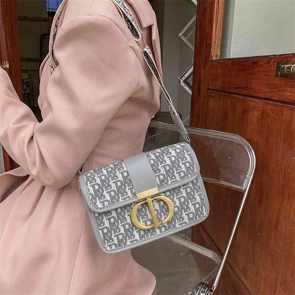 70% off deals online 2022 summer new women's bag cover small square bag fashion women's single shoulder messenger letter fashion s
70% off deals online 2022 summer new women's bag cover small square bag fashion women's single shoulder messenger letter fashion s