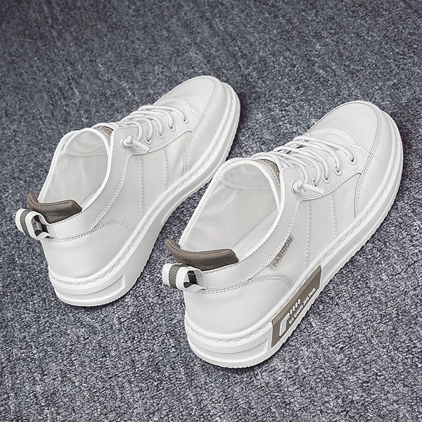 shoes men 2021 new summer breathable board shoes male students casual small white korean fashion sneakers
shoes men 2021 new summer breathable board shoes male students casual small white korean fashion sneakers