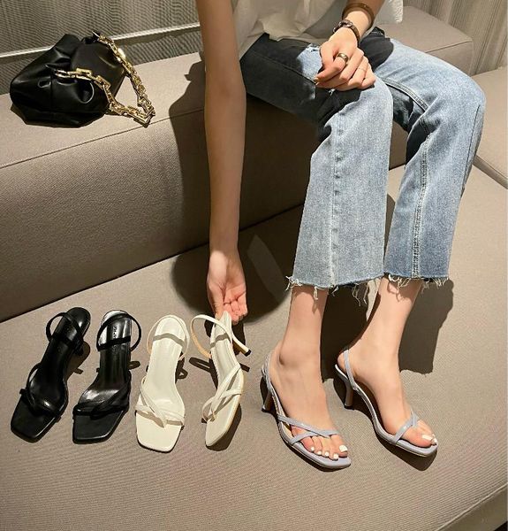 sandals dxfan separated toe narrow band slingback women open elegant med heel brand design slides shoes, Black
sandals dxfan separated toe narrow band slingback women open elegant med heel brand design slides shoes, Black