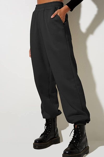 women's pants & capris autumn trousers sports inner plush thickened high waist pockets loose slimming warm bottoms winter wear, Black;white
women's pants & capris autumn trousers sports inner plush thickened high waist pockets loose slimming warm bottoms winter wear, Black;white