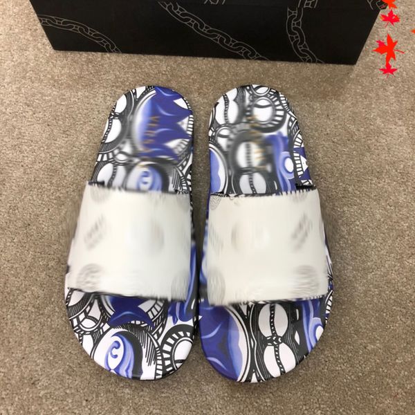 luxurys men slippers designer rubber slides sandal mens designers flat fashion shoes beach flip flops flower with box size 39-45 -g402, Black
luxurys men slippers designer rubber slides sandal mens designers flat fashion shoes beach flip flops flower with box size 39-45 -g402, Black