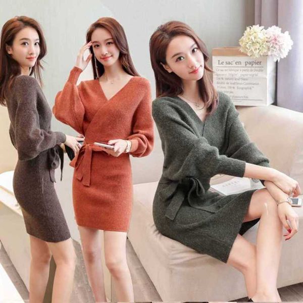 casual dresses ladies solid color loose mid-length v-neck sweater dress repair autumn winter woman bat sleeve knit bag hip clothes, Black;gray
casual dresses ladies solid color loose mid-length v-neck sweater dress repair autumn winter woman bat sleeve knit bag hip clothes, Black;gray