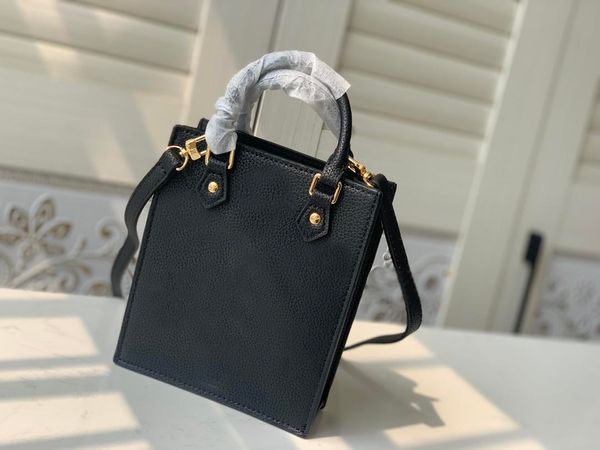 luxurys designers petit sac plat bags genuine leather flower handbags purses pochettes fashion womens crossbody by the pool mini shoulder la, Black;red
luxurys designers petit sac plat bags genuine leather flower handbags purses pochettes fashion womens crossbody by the pool mini shoulder la, Black;red